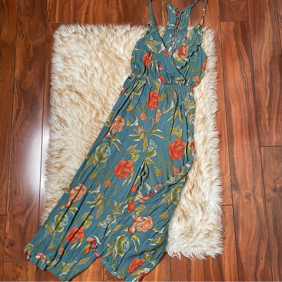 O’Neill Aurelia surplice lace up back jumpsuit - Picture 3 of 8